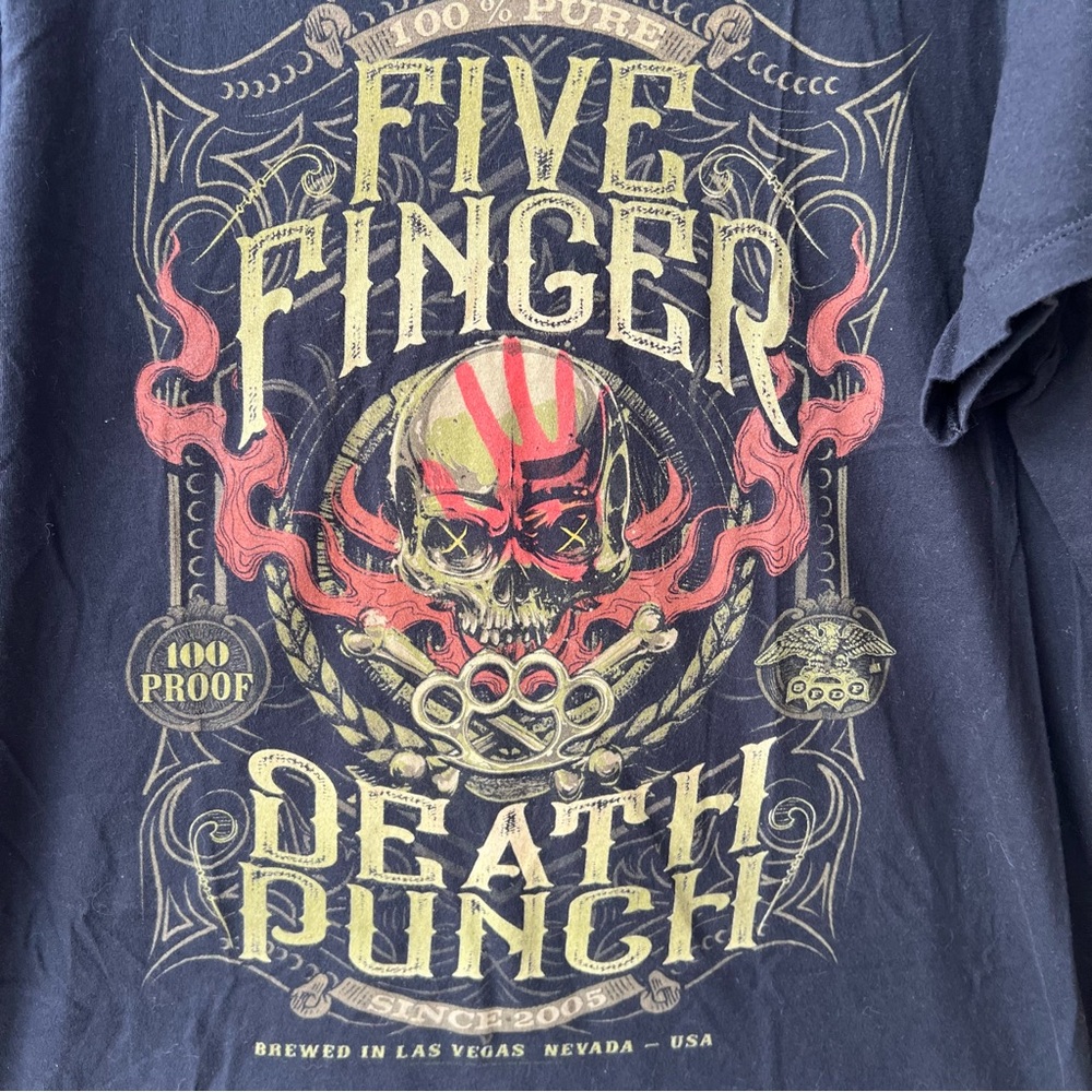 🍒💣 Five finger death punch band t-shirt